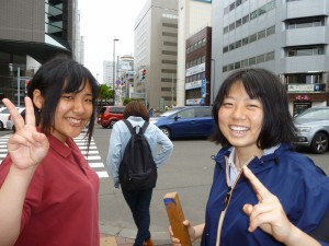 応援団を応援する応援吹奏団のメンバー